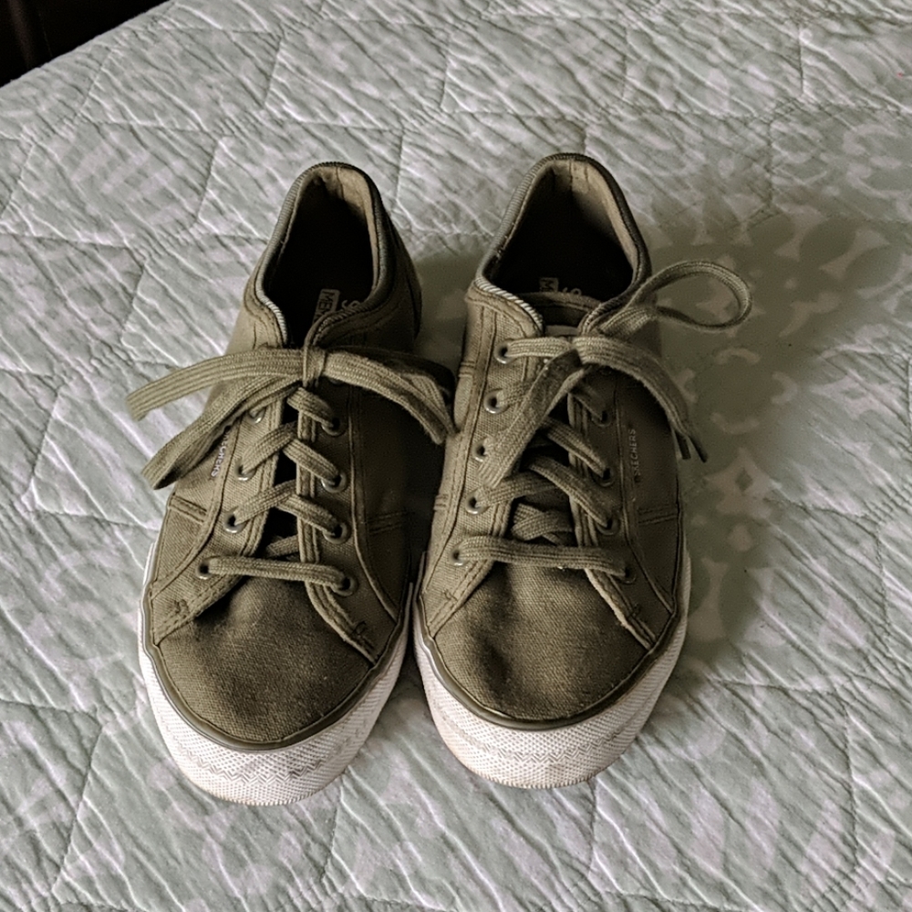 Green Skechers Sneakers
